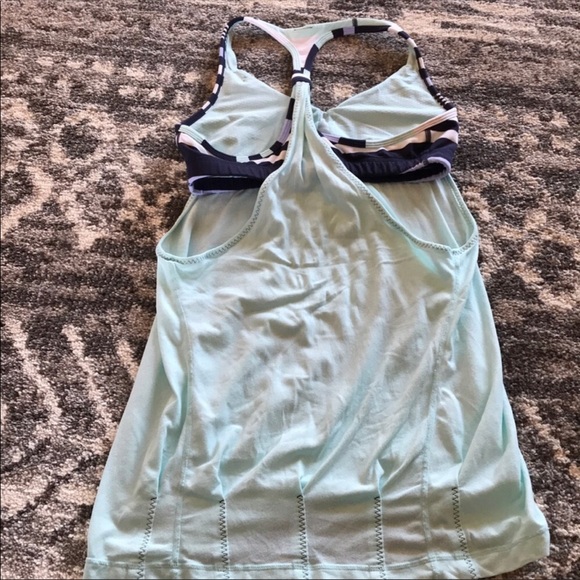 Lululemon Tank Aqua blue size 8 - Picture 3 of 5